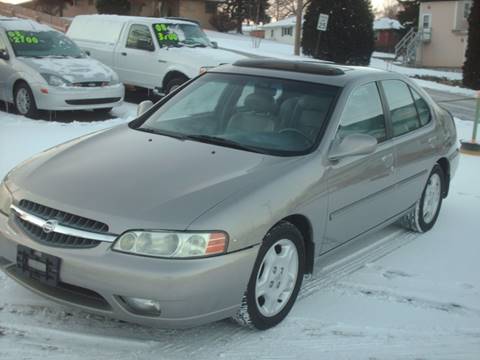 2001 Nissan Altima for sale at Car Mas Broadway in Crest Hill IL