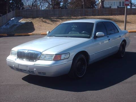2001 Mercury Grand Marquis for sale at Car Mas Broadway in Crest Hill IL