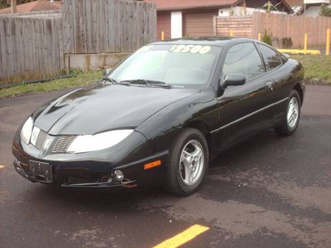 2005 Pontiac Sunfire for sale at Car Mas Broadway in Crest Hill IL
