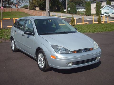 2003 Ford Focus for sale at Car Mas Broadway in Crest Hill IL