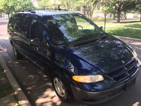 2000 Dodge Grand Caravan for sale at RIVER AUTO SALES CORP in Maywood IL