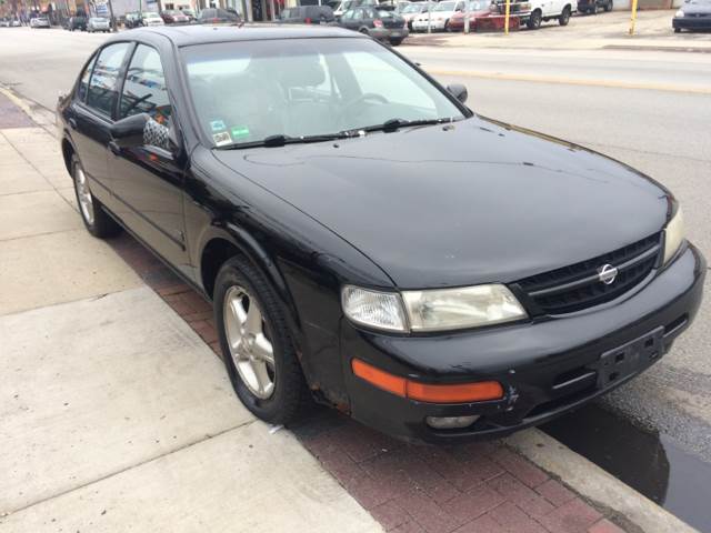 1999 Nissan Maxima for sale at RIVER AUTO SALES CORP in Maywood IL