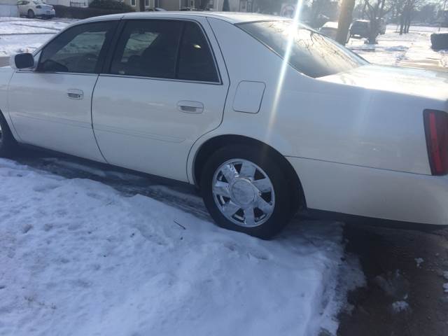 2001 Cadillac DeVille for sale at RIVER AUTO SALES CORP in Maywood IL