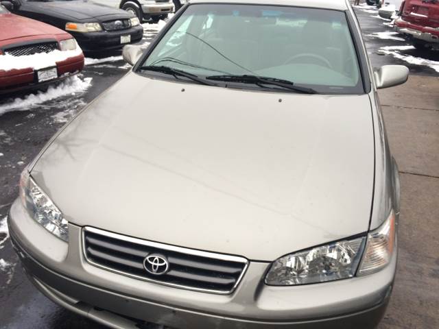2000 Toyota Camry for sale at RIVER AUTO SALES CORP in Maywood IL
