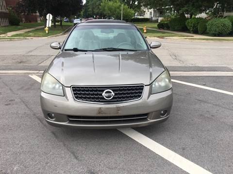 2005 Nissan Altima for sale at RIVER AUTO SALES CORP in Maywood IL