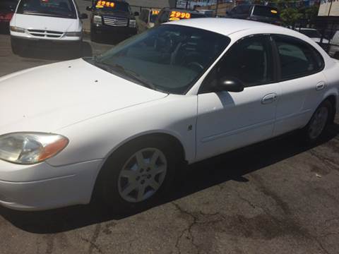2001 Ford Taurus for sale at RIVER AUTO SALES CORP in Maywood IL