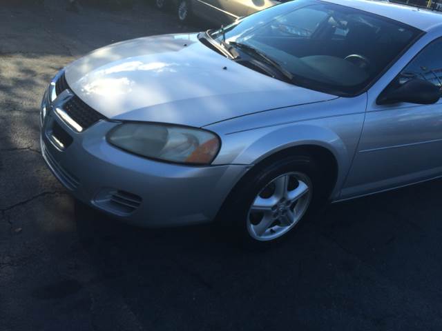 2004 Dodge Stratus for sale at RIVER AUTO SALES CORP in Maywood IL