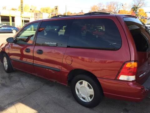 2002 Ford Windstar for sale at RIVER AUTO SALES CORP in Maywood IL