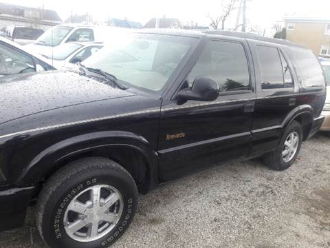 2000 Oldsmobile Bravada for sale at RIVER AUTO SALES CORP in Maywood IL