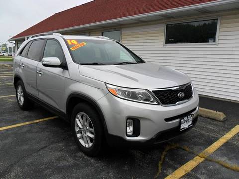 2014 Kia Sorento for sale at RED TAG MOTORS in Sycamore IL