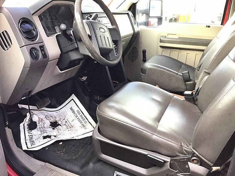 2009 Ford F-450 Super Duty (image 5)