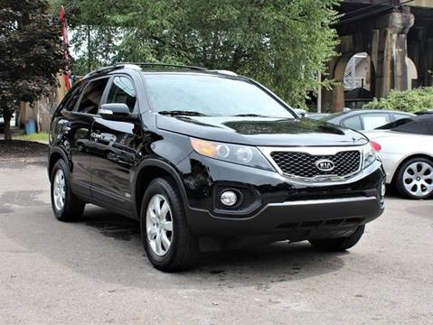 2013 Kia Sorento for sale at Cutuly Auto Sales in Pittsburgh PA