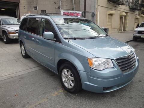 2008 Chrysler Town and Country for sale at Discount Auto Sales in Passaic NJ