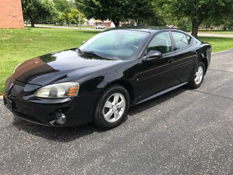 2008 Pontiac Grand Prix for sale at JE Auto Sales LLC in Indianapolis IN