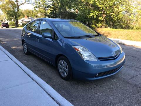 2005 Toyota Prius for sale at JE Auto Sales LLC in Indianapolis IN