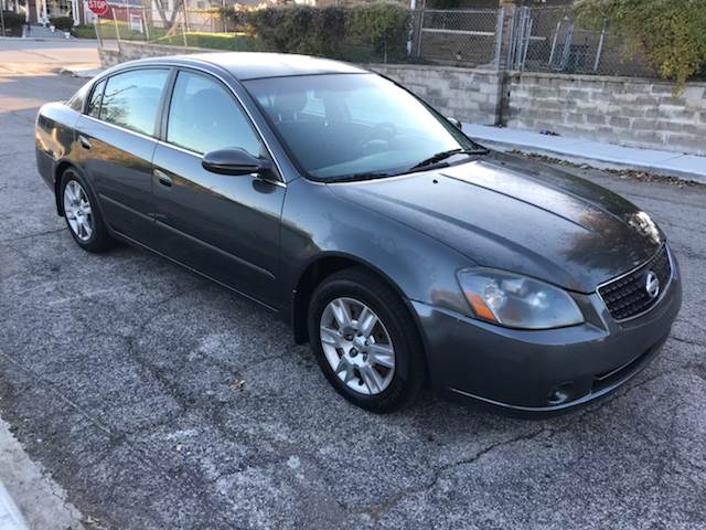 2005 Nissan Altima for sale at JE Auto Sales LLC in Indianapolis IN