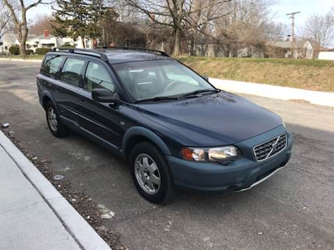 2001 Volvo V70 for sale at JE Auto Sales LLC in Indianapolis IN