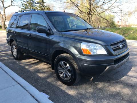 2005 Honda Pilot for sale at JE Auto Sales LLC in Indianapolis IN
