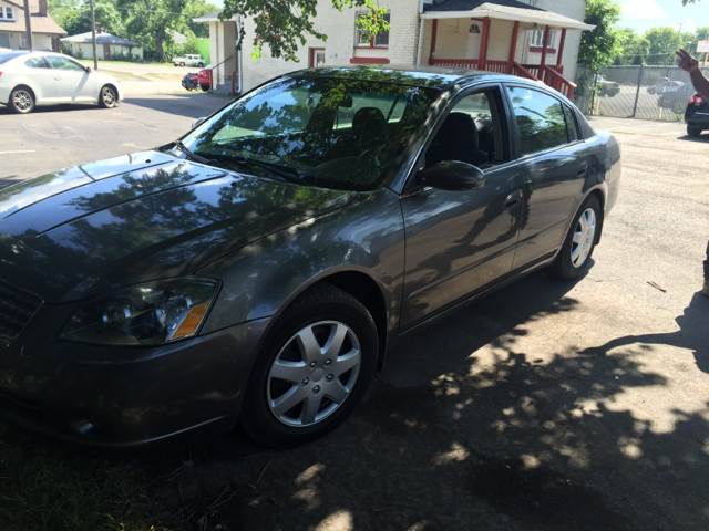 2006 Nissan Altima for sale at JE Auto Sales LLC in Indianapolis IN