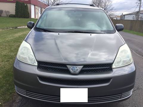 2004 Toyota Sienna for sale at Luxury Cars Xchange in Lockport IL