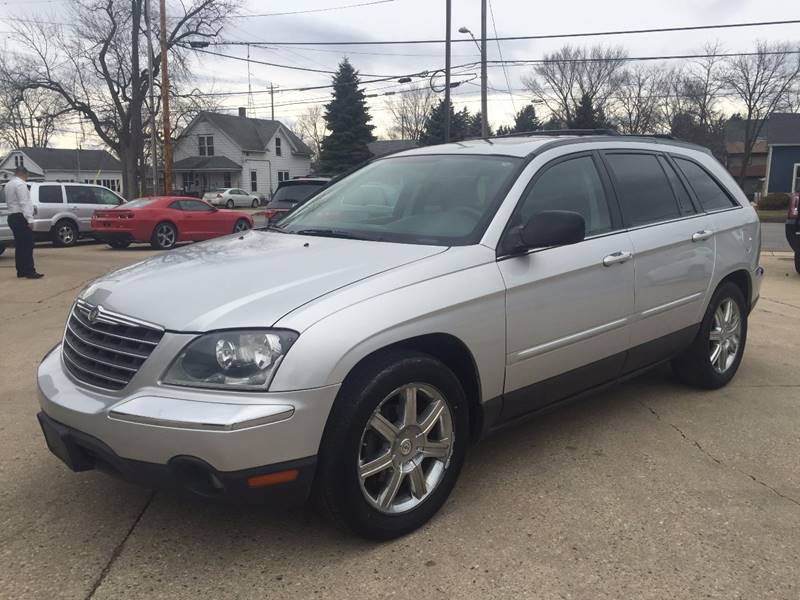 2006 Chrysler Pacifica for sale at Auto Gallery LLC in Burlington WI