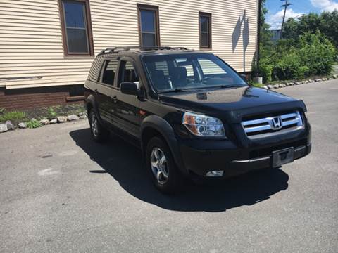 2006 Honda Pilot for sale at ADAM AUTO AGENCY in Rensselaer NY