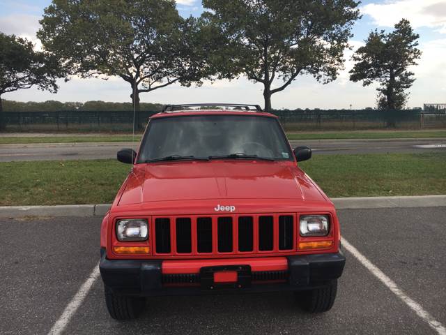 2001 Jeep Cherokee for sale at D Majestic Auto Group Inc in Ozone Park NY