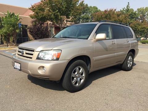 2004 Toyota Highlander for sale at 707 Motors in Fairfield CA