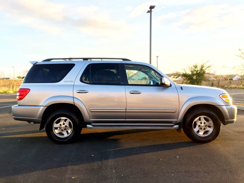 Toyota sequoia 2002