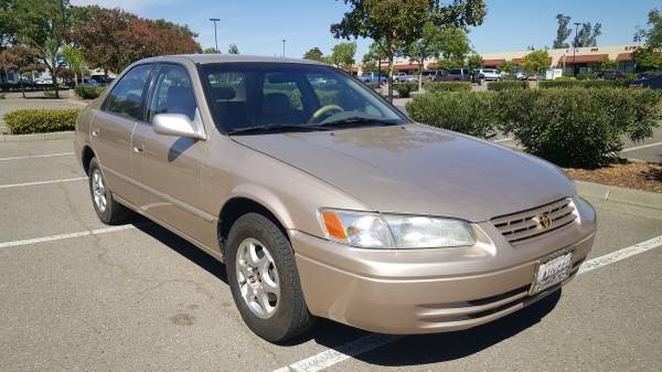 1998 Toyota Camry XLE 4dr Sedan In Vacaville CA - 707 Motors