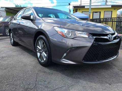 2017 Toyota Camry for sale at MIAMI AUTO LIQUIDATORS in Miami FL