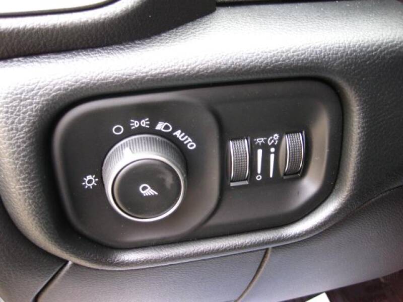 2020 RAM Ram Pickup 3500 Tradesman (image 17)
