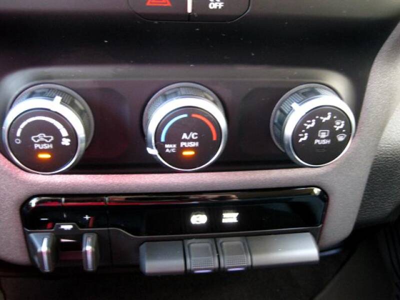 2020 RAM Ram Pickup 3500 Tradesman (image 12)