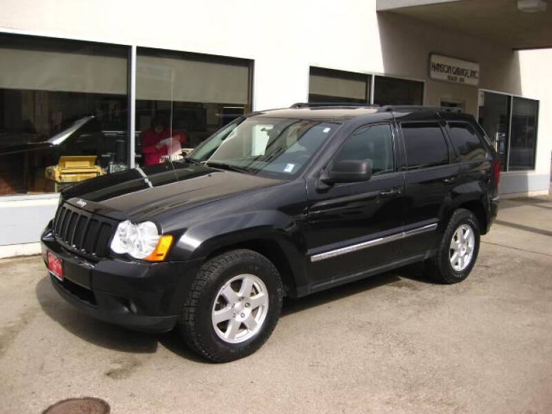 2010 Jeep Grand Cherokee Laredo (image 2)