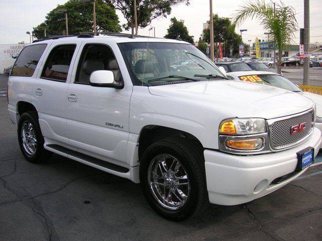 2003 GMC Yukon for sale at Sanmiguel Motors in South Gate CA