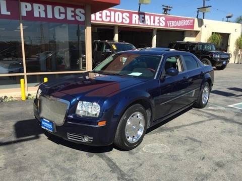 2005 Chrysler 300 for sale at Sanmiguel Motors in South Gate CA