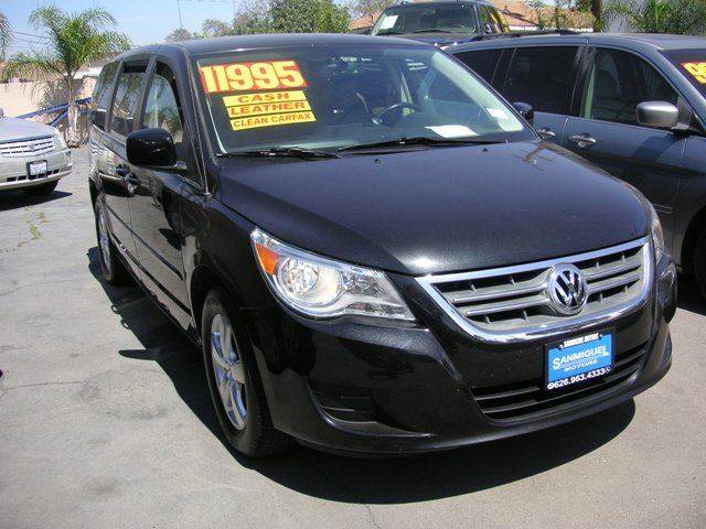 2010 Volkswagen Routan for sale at Sanmiguel Motors in South Gate CA