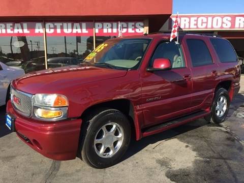 2004 GMC Yukon for sale at Sanmiguel Motors in South Gate CA