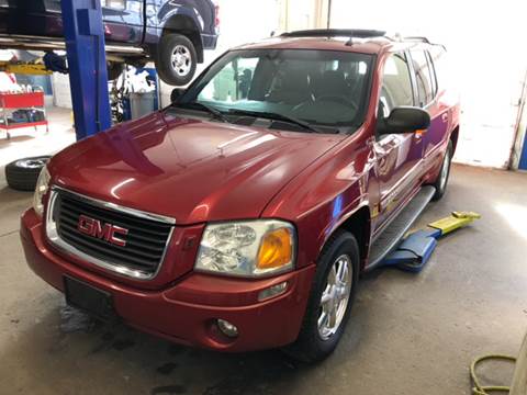 2004 GMC Envoy XUV for sale at Barga Motors in Tewksbury MA