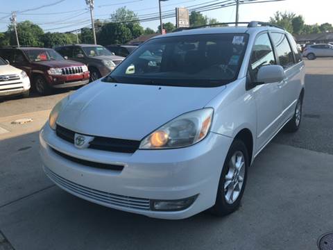 2005 Toyota Sienna for sale at Barga Motors in Tewksbury MA