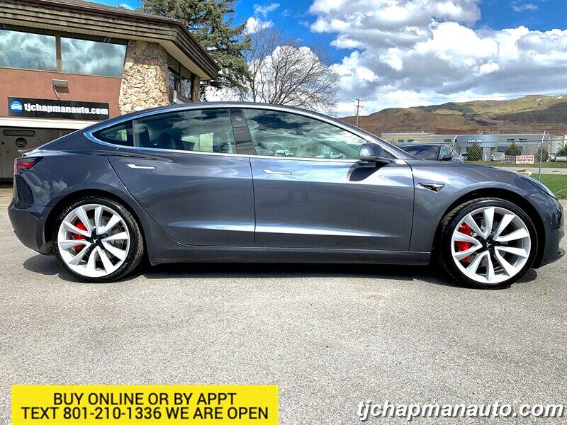 2019 Tesla Model 3 Performance