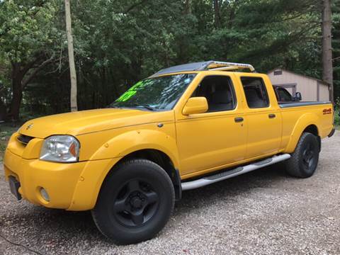 2002 Nissan Frontier for sale at Northwoods Auto & Truck Sales in Machesney Park IL
