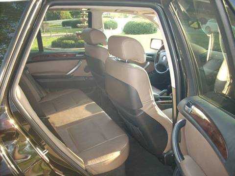 2005 BMW X5 4.4i
