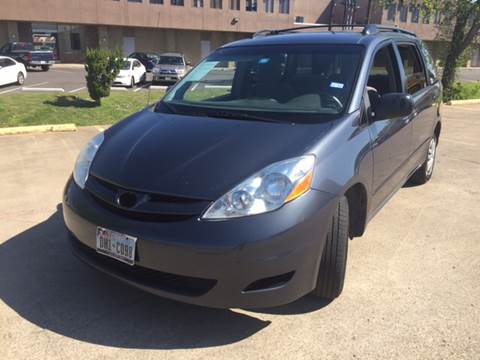 2009 Toyota Sienna for sale at Rayyan Autos in Dallas TX
