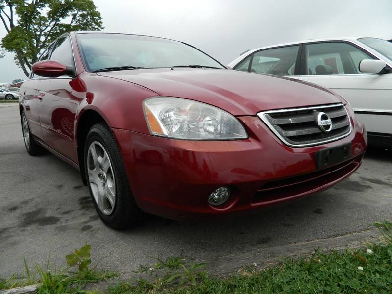 2003 Nissan Altima for sale at Auto House Of Fort Wayne in Fort Wayne IN