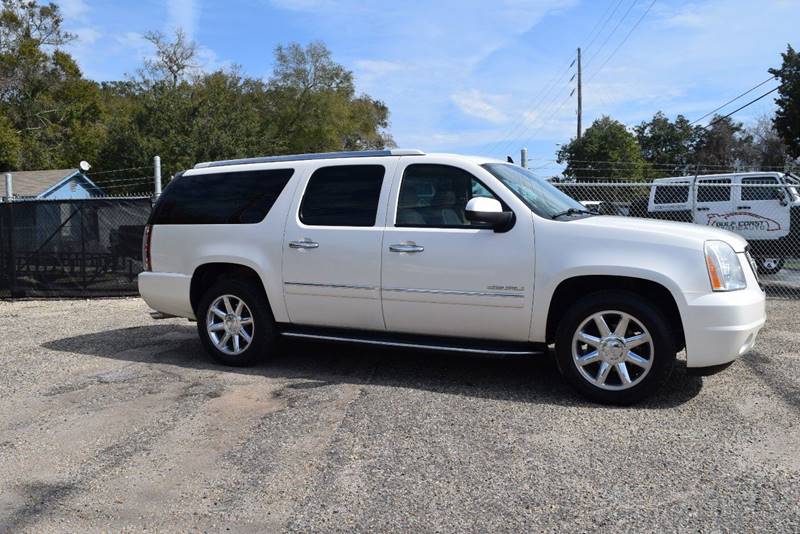 2011 GMC Yukon XL for sale at Gulf Coast Exotic Auto in Gulfport MS