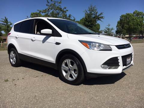 2015 Ford Escape for sale at Credit World Auto Sales in Fresno CA