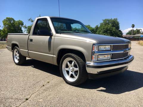 1998 Chevrolet C/K 1500 Series for sale at Credit World Auto Sales in Fresno CA