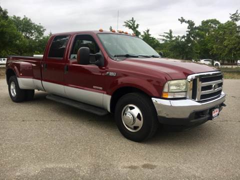 2004 Ford F-350 Super Duty for sale at Credit World Auto Sales in Fresno CA