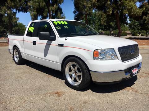 2005 Ford F-150 for sale at Credit World Auto Sales in Fresno CA